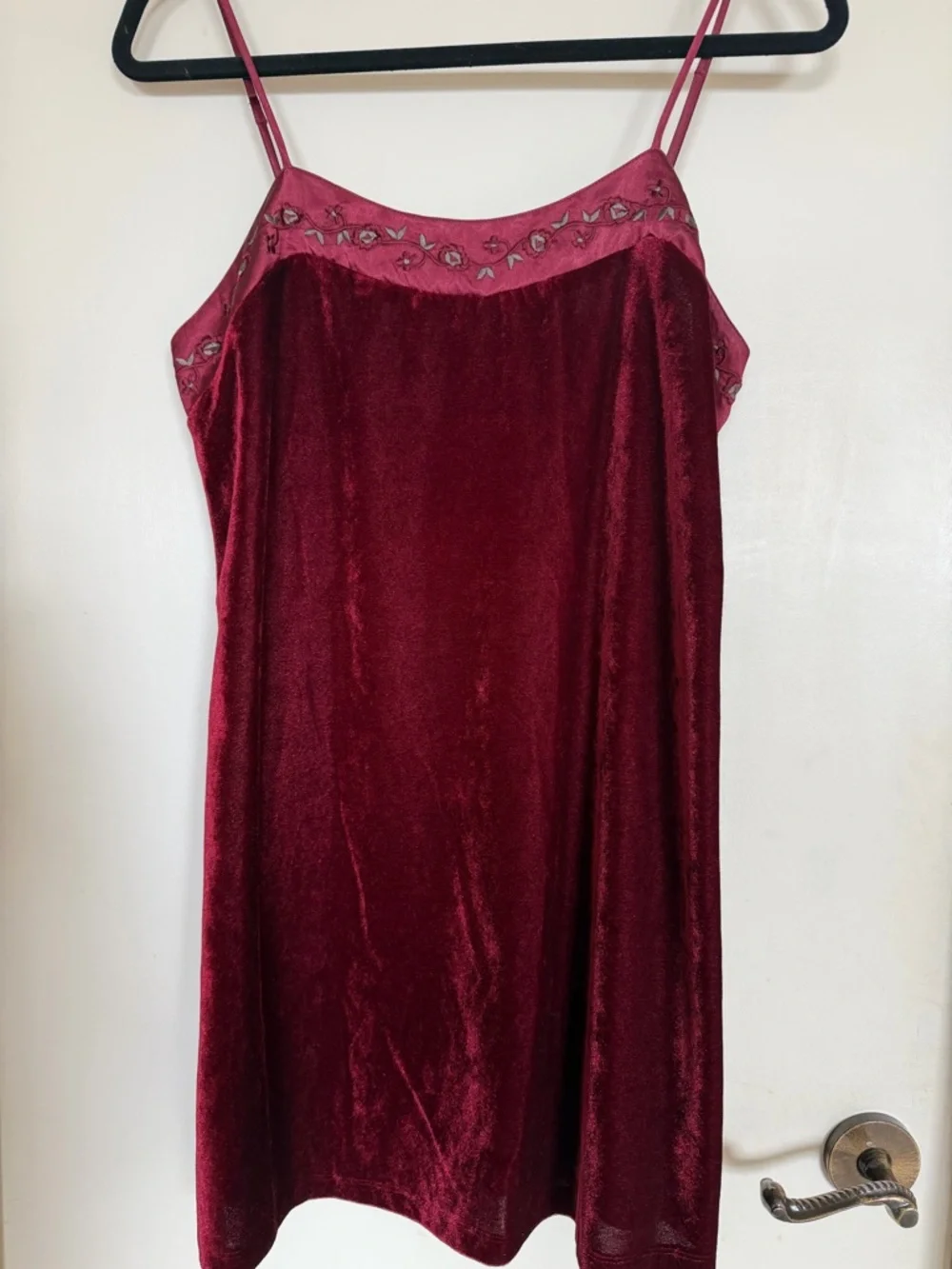Vintage Rose Passion Burgundy Velvet Nightgown Robe Set L Y2K - Picture 6 of 12